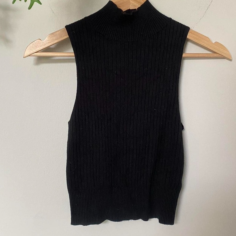 Black ribbed turtle neck tank top